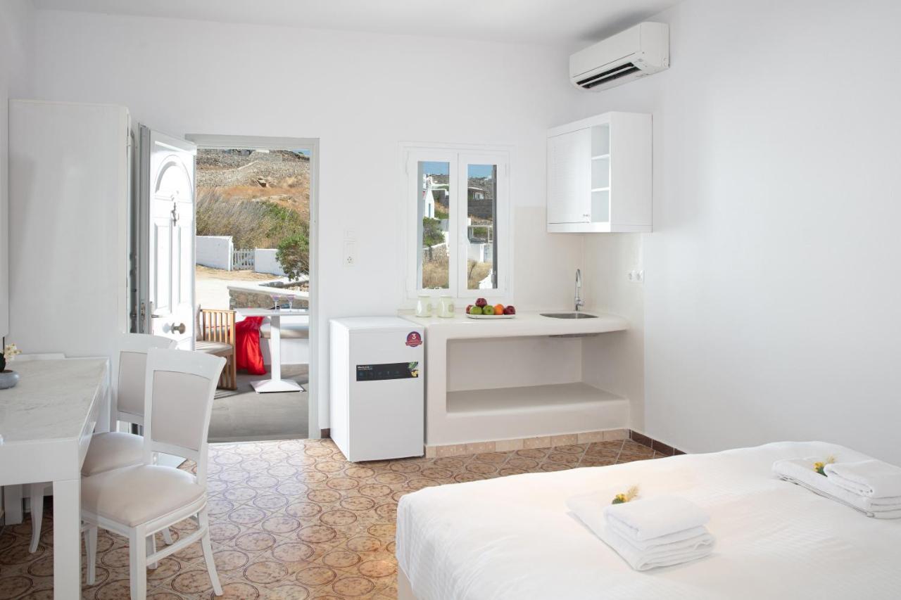Corfostar Rooms Mykonos Town ภายนอก รูปภาพ