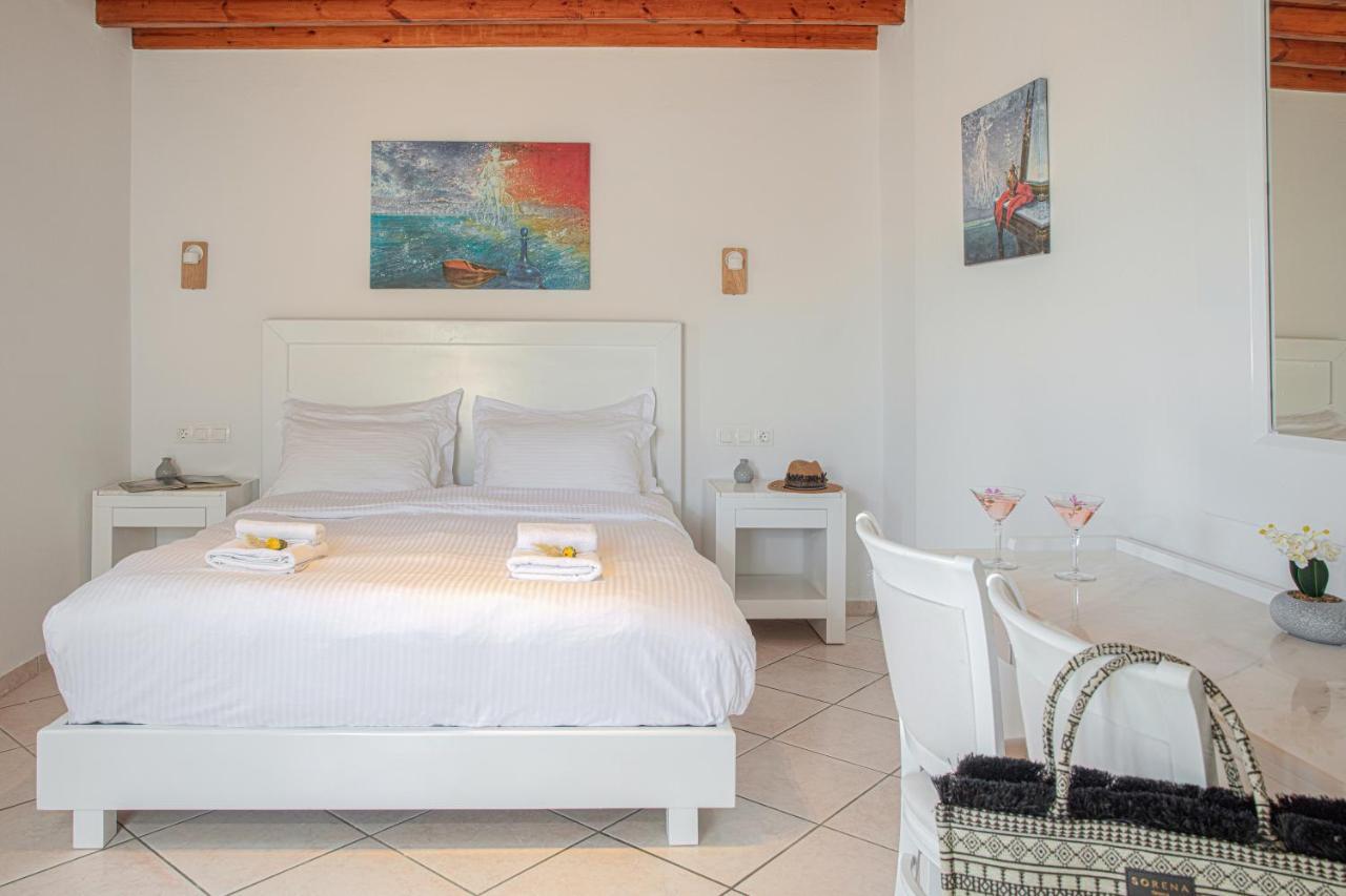 Corfostar Rooms Mykonos Town ภายนอก รูปภาพ